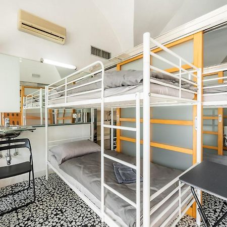 Hostel Hospitality House - H H H Ljubljana Luaran gambar