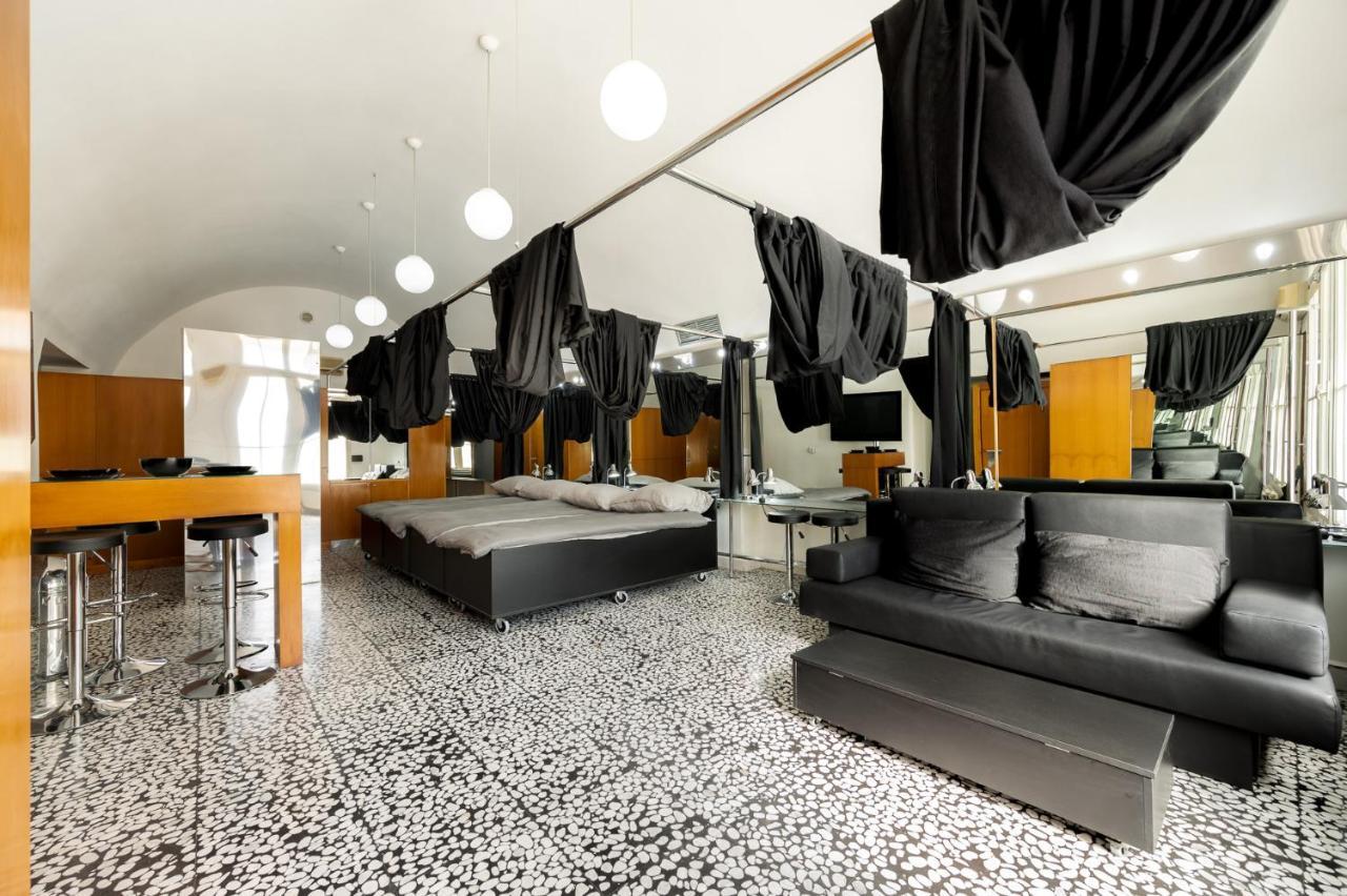 Hostel Hospitality House - H H H Ljubljana Luaran gambar